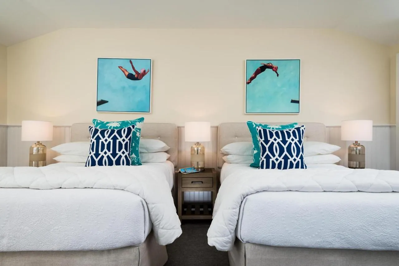 A Little On Pleasant Bay 4* South Orleans