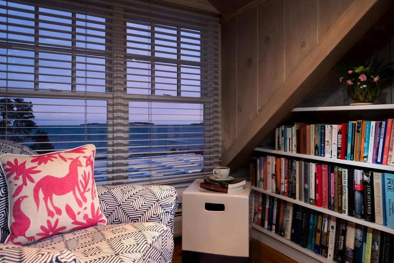 Bed & Breakfast A Little On Pleasant Bay 4*